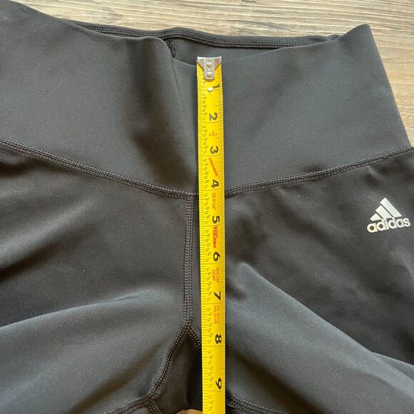 UW Madison Leggings Capris Black Small Wisconsin Red White University - Picture 6 of 7